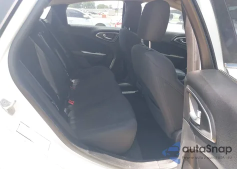 2015 Chrysler 200 Limited z USA, uszkodzony, nr VIN 1C3CCCAG9FN516469